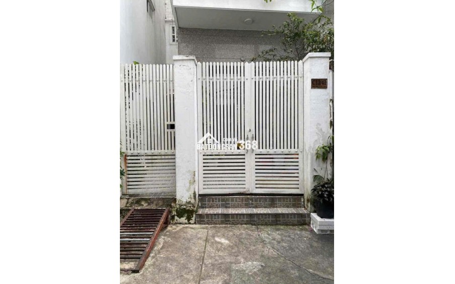 Cho thuê mặt bằng làm văn phòng, mở lớp học, mở shop ở Quận 4