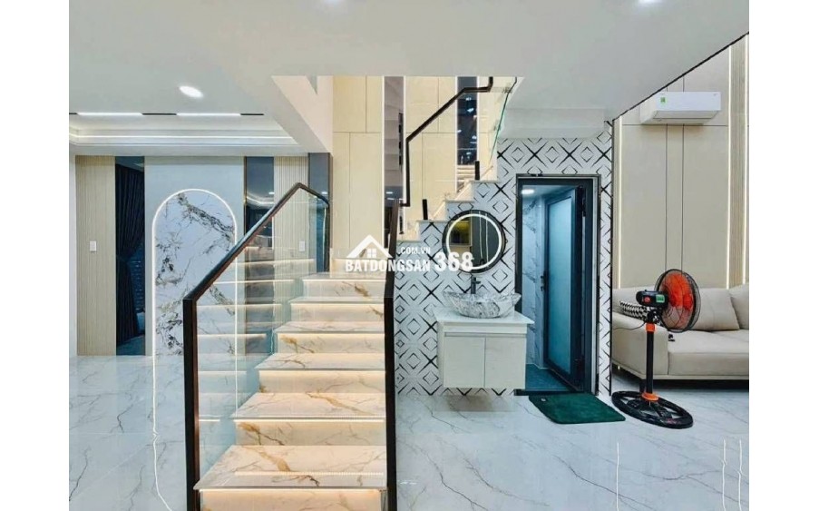 Bùi Quang Là _ P12 _ Gò Vấp hẻm trước nhà 3m .