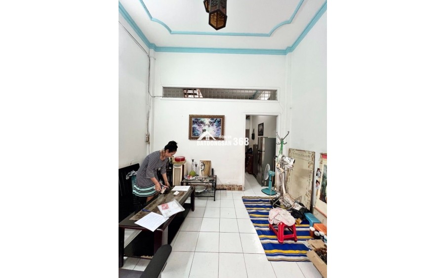 Chủ gấp bán định cư nước ngoài- Nhà 2 tầng Tô Hiệu