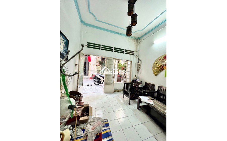 Chủ gấp bán định cư nước ngoài- Nhà 2 tầng Tô Hiệu