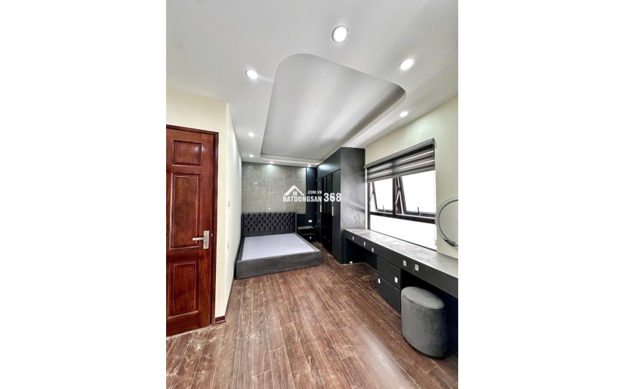 BÁN NHÀ PHỐ BỒ ĐỀ LONG BIÊN 9 TỶ  35m 6 TẦNG MT 6m Ô TÔ TRÁNH VỊ TRÍ ĐẸP TRUNG TÂM QUẬN LONG BIÊN