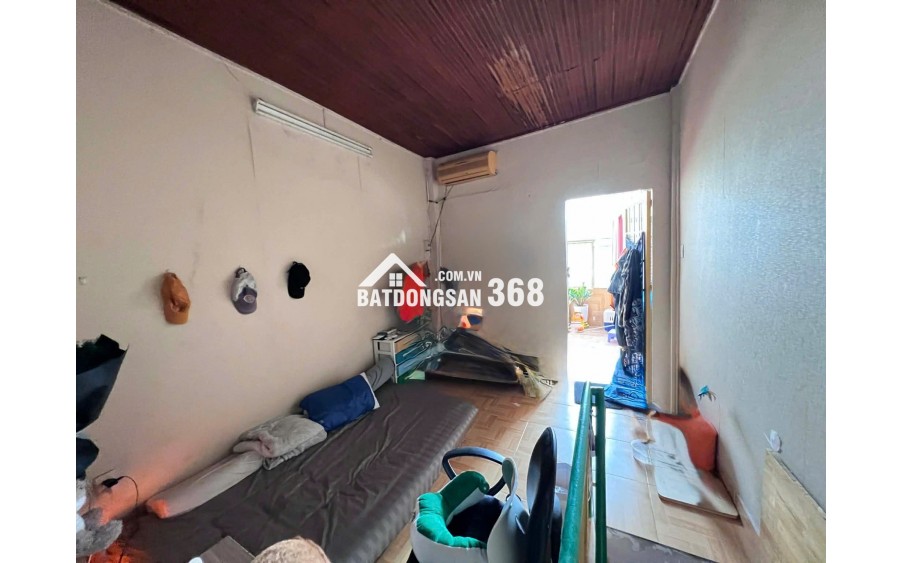  CẦN SHARE PHÒNG LẦU 2 – CHỈ 1 NỮ (Cô Bắc, Q1)