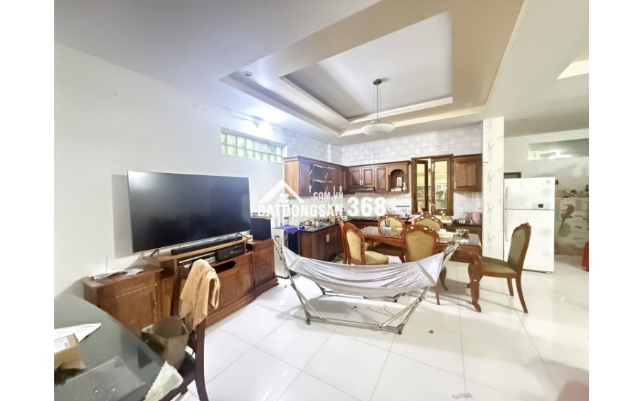 Bán Biệt Thự Mặt Tiền Linh Đông Thủ Đức -243m2 ngang 7m  - Vừa Ở Vừa Kinh Doanh - 36 Tỷ