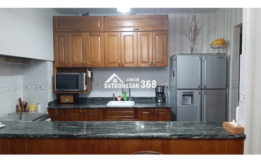 Bán căn hộ 12 Võ Văn Kiệt Q1 ngay trung tâm thành phố DT 71m2