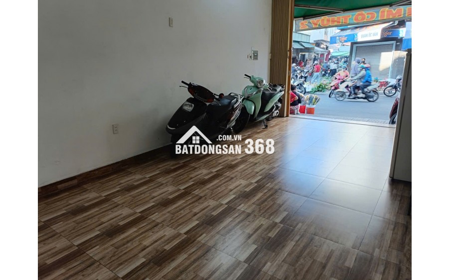Cho thuê mặt bằng ngay chợ Phạm Văn Hai DT 36m2 tiện KD đa ngành