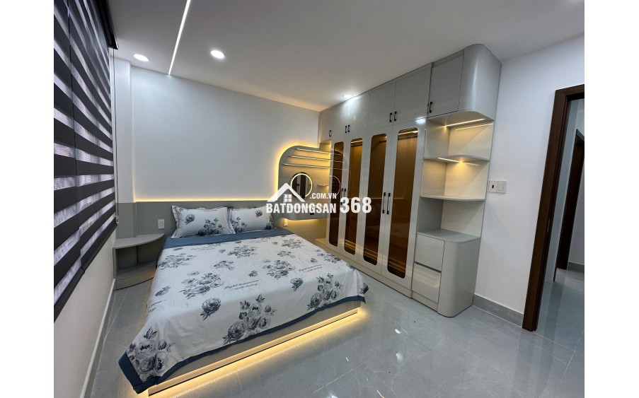 Bán nhà xây mới trang bị full nội thất 100% vào ở ngay, gần Tô Ký Q12