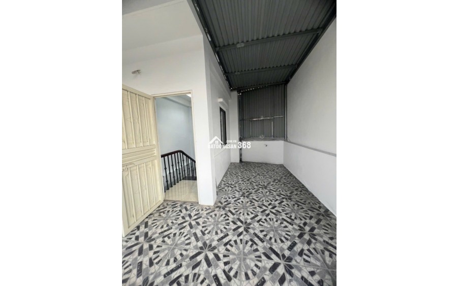 TRUNG TÂM BỒ ĐỀ LONG BIÊN 8 TỶ 35m MT 4m 5 TẦNG  10M RA Ô TÔ TIỆN ÍCH NGẬP TRÀN