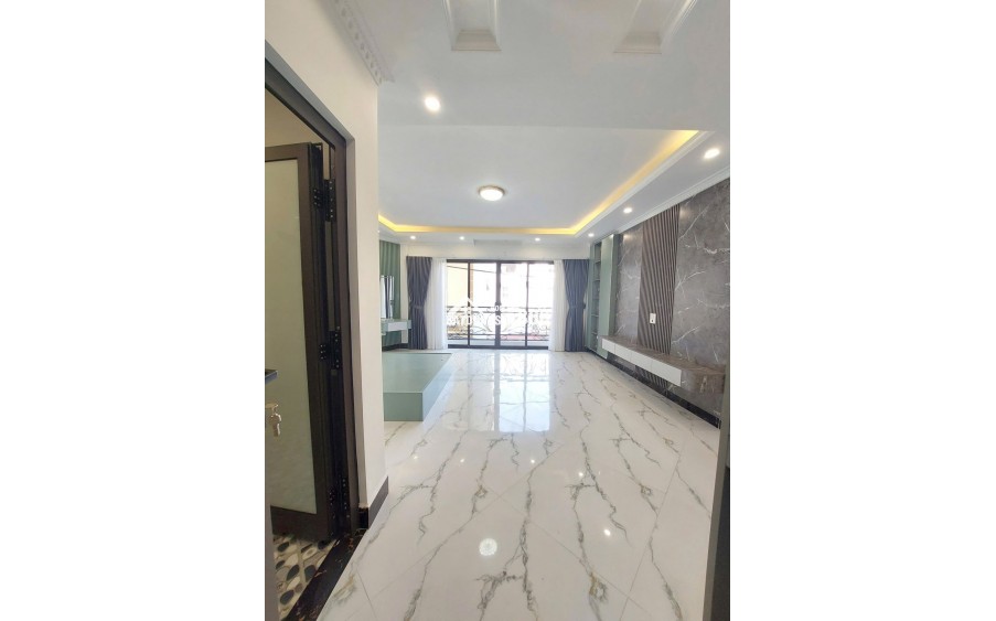 BÁN NHÀ PHÚC LỢI LONG BIÊN VỀ Ở NGAY KHU VỰC ĐÔNG DÂN CƯ 9  TỶ 48m MT 5M PHÁT TRIỂN TỐT