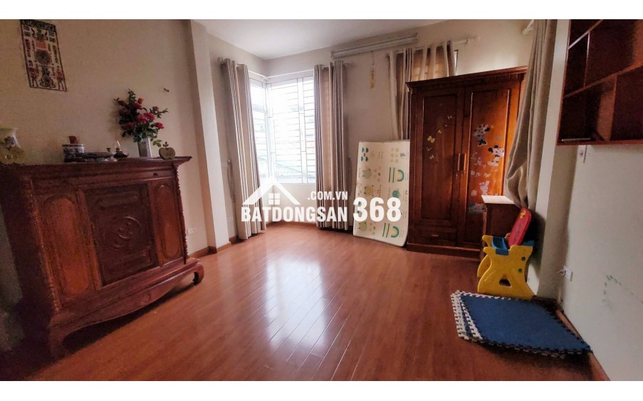 BAN NHÀ THỤY KHUE- TÂY hỒ- 4 TẦNG- 3PN- Ô TÔ