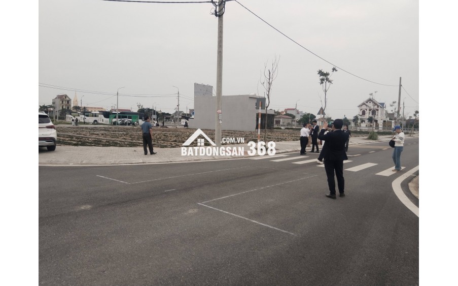 ĐẤT BIỂN HẢI TRIỀU - ĐÓN SÓNG KHU KINH TẾ NINH CƠ