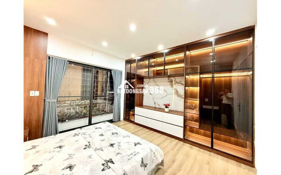 Siêu Hiếm -Cần bán căn nhà 5 tầng thang máy khu phân lô Quân đội, Thanh Xuân