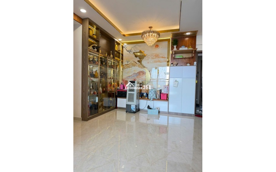 Cần bán căn 75.7m2 Toà nhà ST. Morizt cao cấp nhất Đại lộ Phạm Văn Đồng