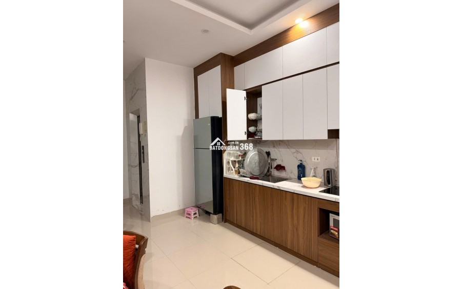 Quan nhân nhà ngay đầu ngõ, 12 tỷ 36m sử dụng 7 tầng thang máy mới kính coong chỉ cần dọn vào ở