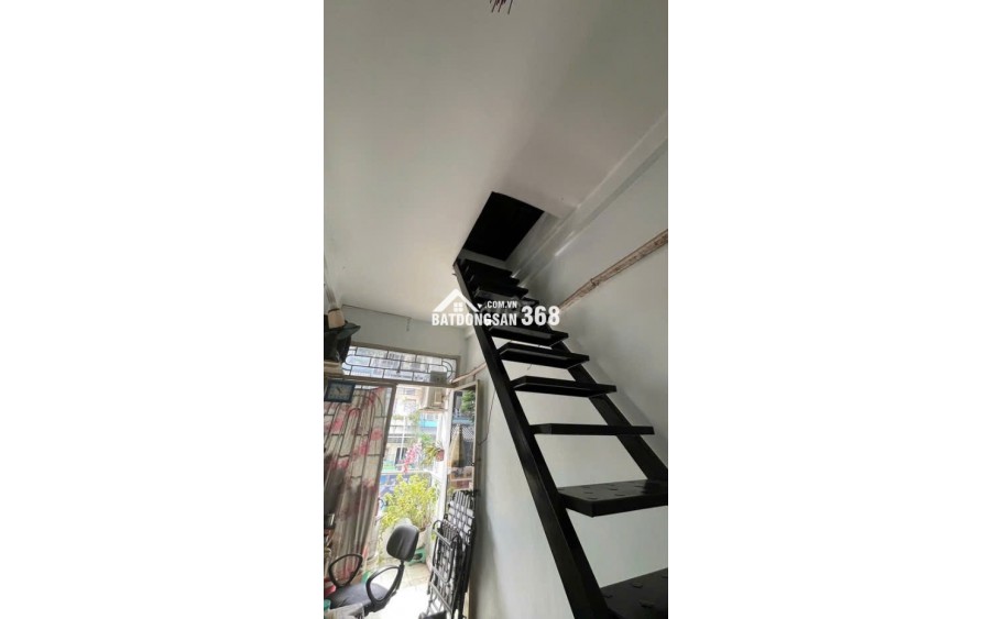 Bán nhà MT Bà Hạt trung tâm Q10, 1 trệt 3 lầu tiện KD mọi ngành