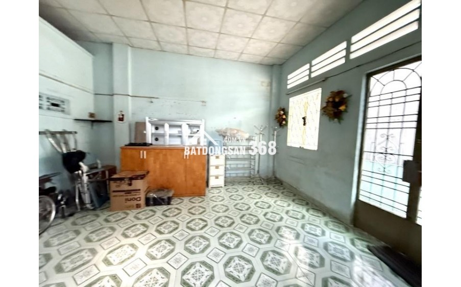 Bán nhà 96m2 (6x16m) gần trường học các cấp- Bệnh viện Thủ Đức  giá 4.2 tỷ