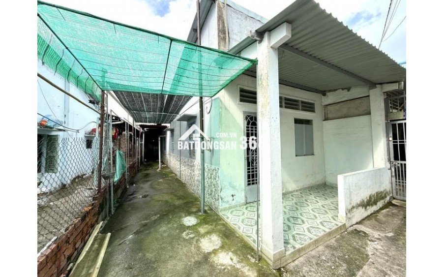 Bán nhà 96m2 (6x16m) gần trường học các cấp- Bệnh viện Thủ Đức  giá 4.2 tỷ