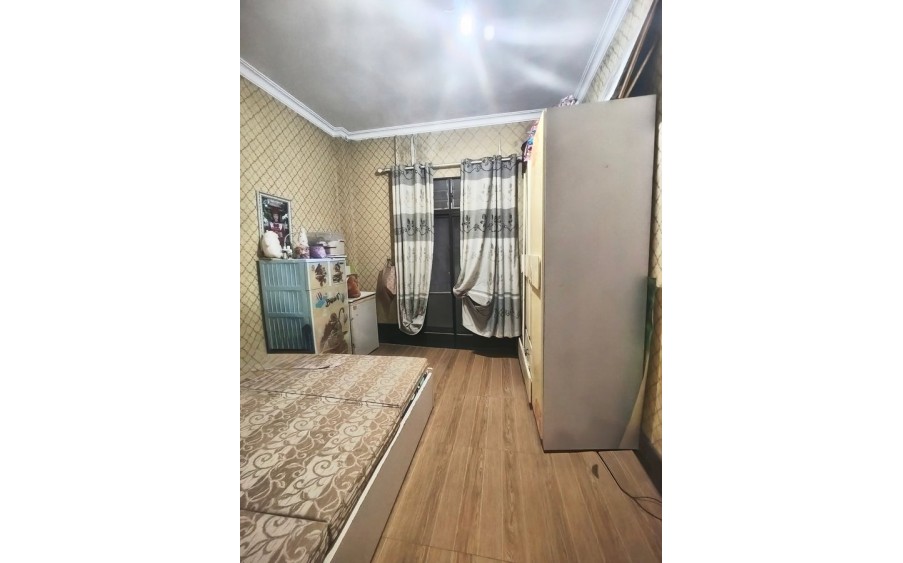 NHÀ PHÂN LÔ Ô TÔ TRÁNH - TRUNG TÂM HAI BÀ TRƯNG - KINH DOANH SẦM UẤT