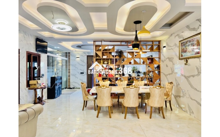 Bán Biệt Thự Triệu Đô Linh Đông Thủ Đức - 450m² - Ngang 18m - 5 Tầng Có Thang Máy - Giá 33 Tỷ