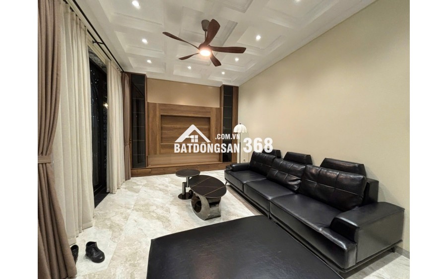 NHÀ LÒ ĐÚC_NGUYỄN CÔNG TRỨ_40M2_6 TẦNG_THANG MÁY_LÔ GÓC_TẶNG FULL NỘI THẤT