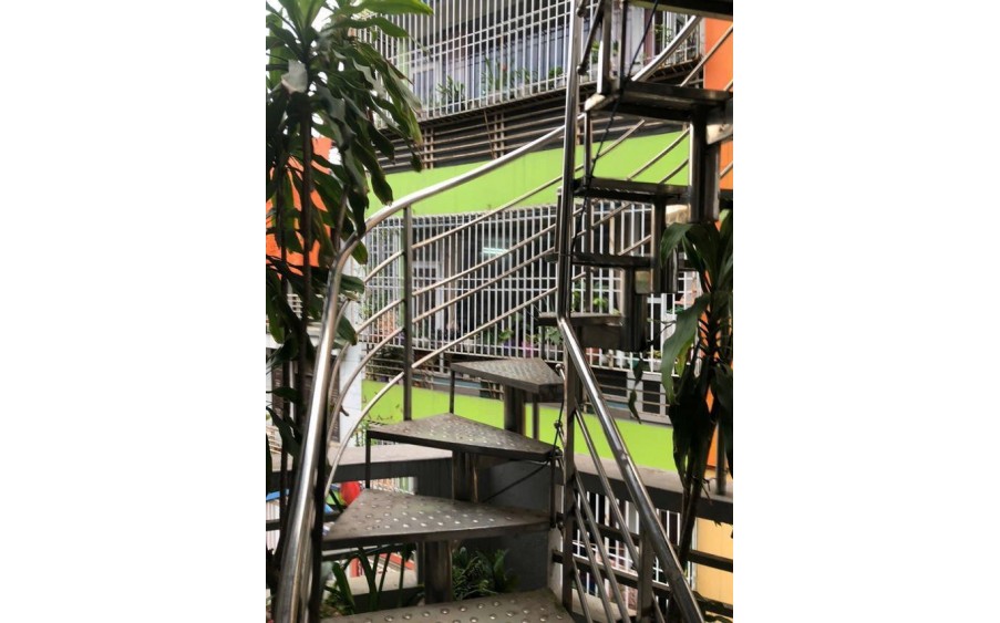 HBT - NHÀ MẶT PHỐ VỈA HÈ - MẶT TIỀN QUYỀN LỰC - LÔ GÓC 3 THOÁNG - KINH DOANH BẤT CHẤP MỌI LOẠI HÌNH