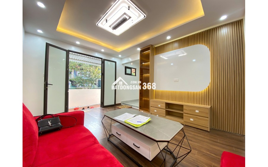 MỘT CĂN DUY NHẤT- MUA 1 ĐƯỢC 2- Ô TÔ ĐỖ CỬA - NHÀ SIÊU ĐẸP FULL NỘI THẤT -THOÁNG TRƯỚC SAU - SỔ KHỦNG LONG