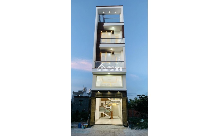 HẺM HÀ HUY GIÁP XE TẢI 12M CÓ VỈA HÈ 2 BÊN ,KHU PHÂN LÔ XÂY ĐỰNG TỰ DO ĐẸP.