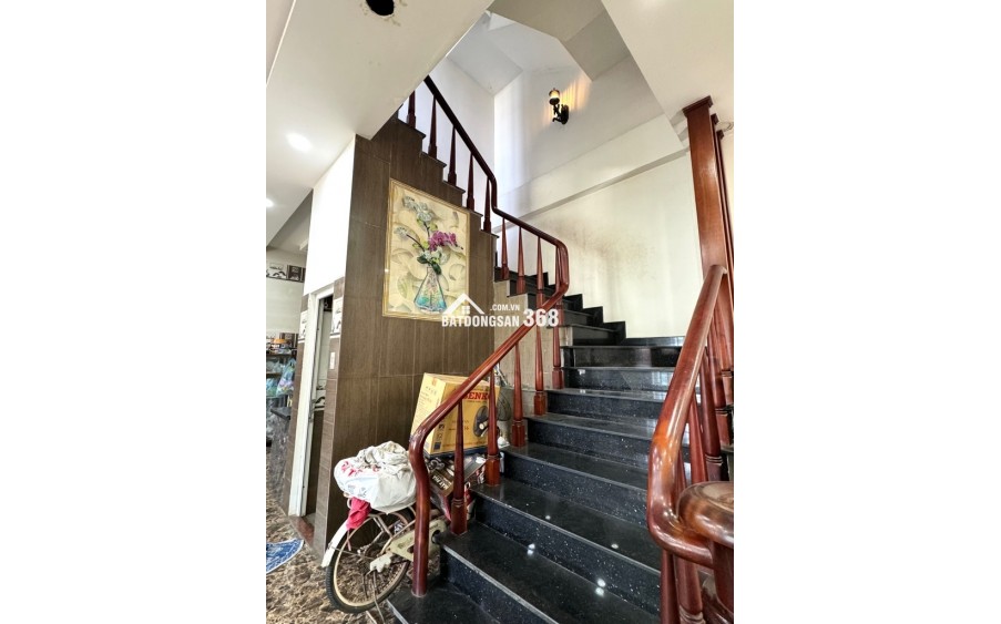 BIỆT THỰ 3 TẦNG - MẶT TIỀN THẠNH LỘC 27 - LÔ GỐC SIÊU THOÁNG