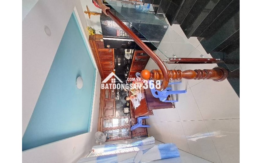 MẶT TIỀN KINH DOANH - ĐƯỜNG TRƯỚC NHÀ 12M - Ô TÔ ĐÔ TRƯỚC CỬA