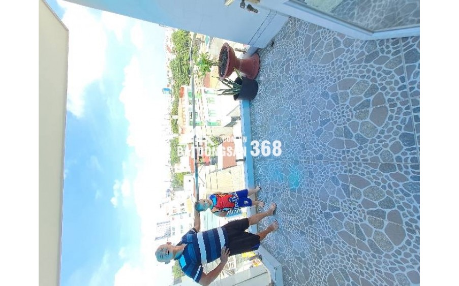 MẶT TIỀN KINH DOANH - ĐƯỜNG TRƯỚC NHÀ 12M - Ô TÔ ĐÔ TRƯỚC CỬA