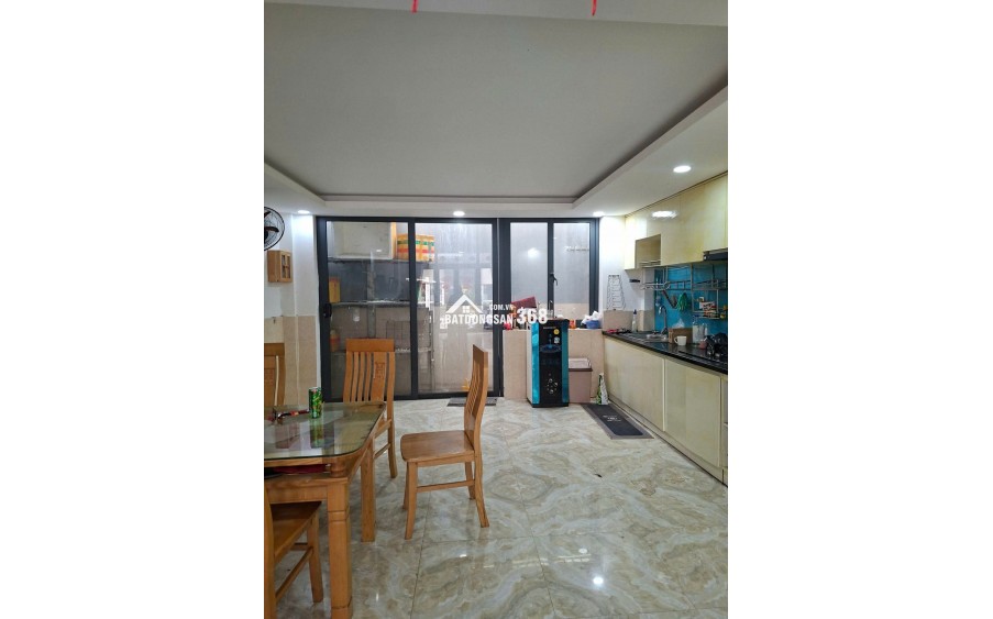 Nhà Thạnh Lộc Q.12, hẻm 8m xe hơi
 tránh 5 tầng chỉ  5.3 tỷ