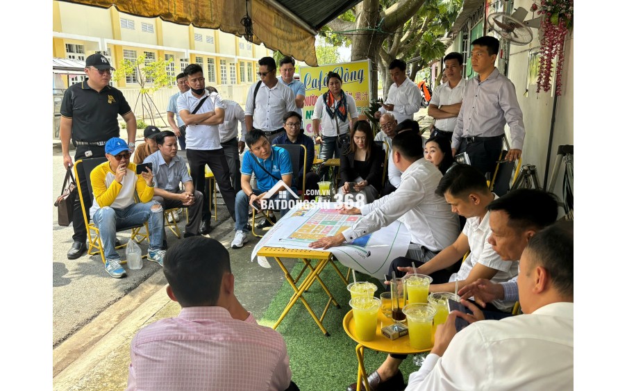 NHÀ PHỐ PHƯỚC ĐÔNG NEW CITY