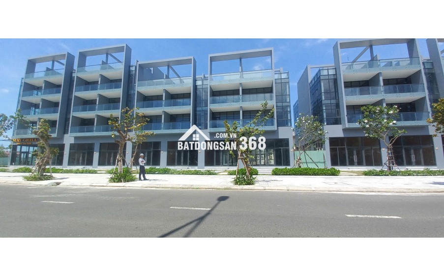 BÁN NHANH CĂN SHOPHOUSE MẶT TIỀN BIỂN, NƠI VỪA Ở VỪA KINH DOANH , CÓ TÍNH THANH KHOẢN CAO TRONG TƯƠNG LAI