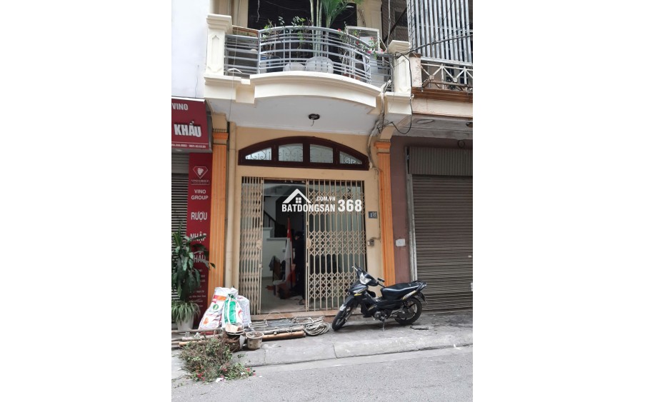 Bán nhà mặt phố Nhân Hòa, Vũ Trọng Phụng