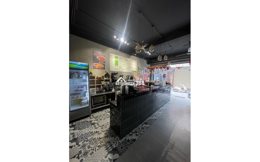 Bán nhà ngang 5.5 hiếm , HXH tới nhà, 4 tầng kiên cố , kinh doanh ổn chỉ nhỉnh 9 tỷ