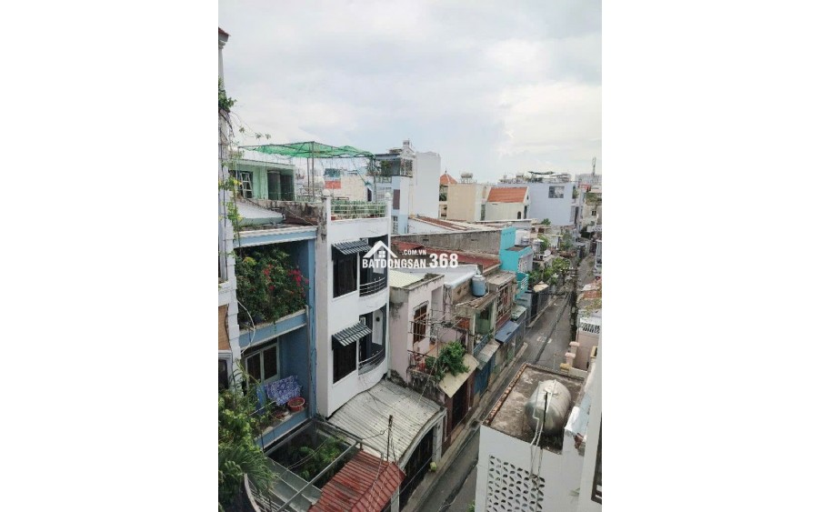 bán nhà ngay ngã tư bảy hiền 4 tầng vuông vức