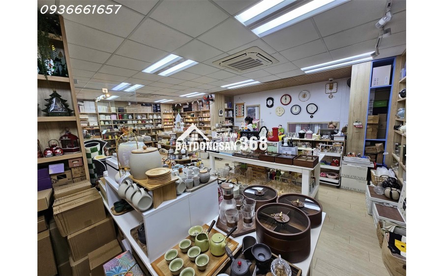 ĐỘC BẢN DI SẢN - VỊ THẾ GIA TỘC TRƯỜNG TỒN