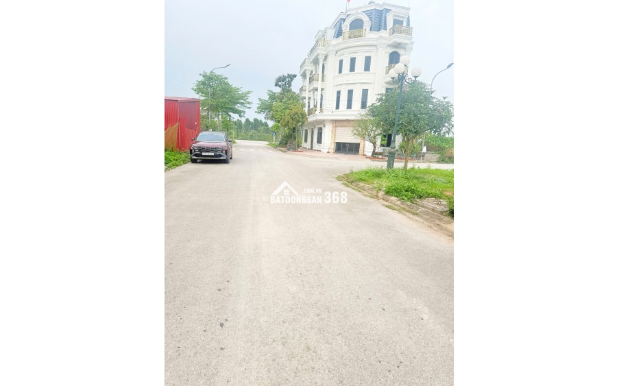 Lô đất Biệt thự Tại Đồng Sơn , Bắc Giang. DT 512 m2 - Mt 16m. đường 16m. Giá 22 tỷ