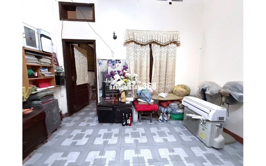 BÁN NHÀ HÀNG SIÊU ĐẸP 10M RA MẶT PHỐ - OTO ĐỖ CỬA - NHÀ DÂN XÂY KIÊN CỐ - NGÕ THÔNG TỨ TUNG - SỔ VUÔNG NỞ HẬU