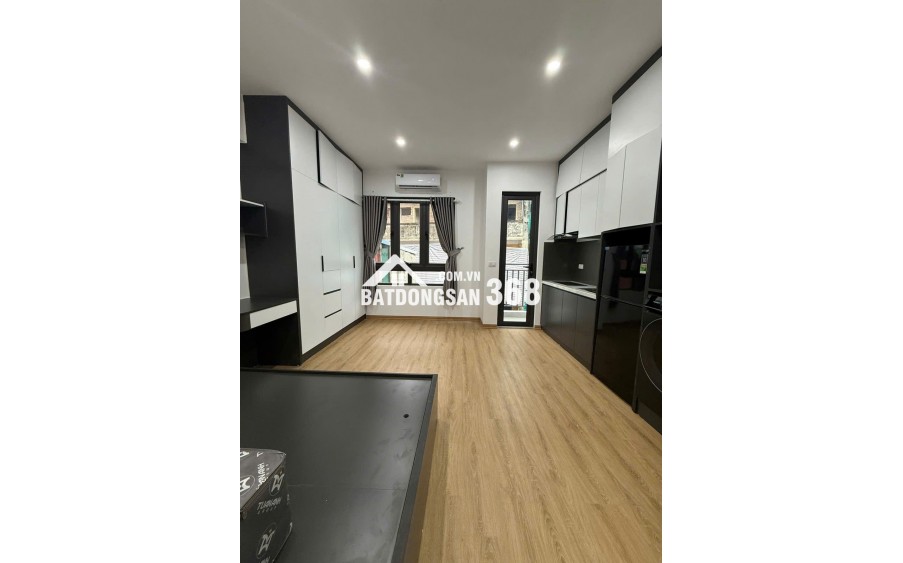 BÁN TOÀ CĂN HỘ DỊCH VỤ ĐÊ LA THÀNH 58m2 MẶT TIỀN 4,6m 6 TẦNG HƠN 12 TỶ THANG MÁY MỚI KÍNH KOONG – SẴN DÒNG TIỀN