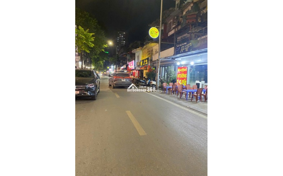 Hiếm, mặt phố Nguyễn Văn Tuyết, 125m2 mặt tiền khủng 10m, sđcc, giá chào 40 tỷ có thương lượng