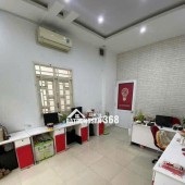 Cho thuê mặt bằng làm văn phòng, mở lớp học, mở shop ở Quận 4