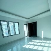 Nhà đẹp Xuân Phương  5 tầng, gần ô tô, 6,2 tỷ,