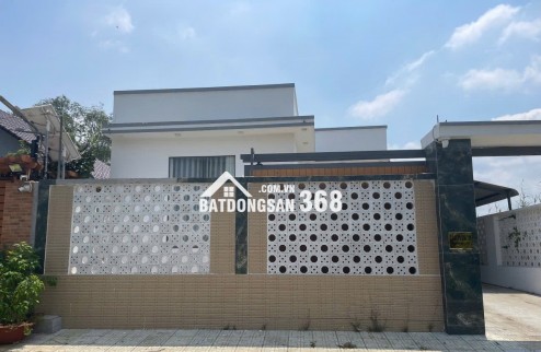 Chính chủ bán gấp biệt thự nhà vườn có hồ bơi 621.9m2 ở Thủ Đức