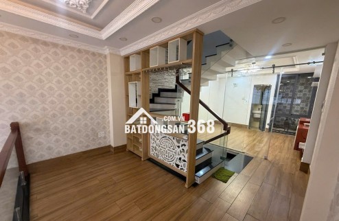 GIẬT MÌNH VỚI CĂN NHÀ 5 TẦNG NGAY TRƯỜNG CHINH – GIÁ CHỈ 9.9 TỶ