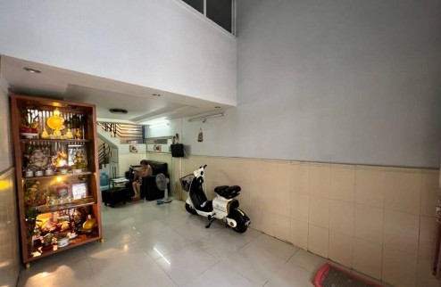 NHÀ 3 TẦNG - HẺM XE TẢI HƯNG PHÚ – QUẬN 8 – 45M2 – CÓ VỈA HÈ 2M – GIÁ CHỈ 8.X TỶ TL Hưng Phú, Chánh Hưng,  Quận 8