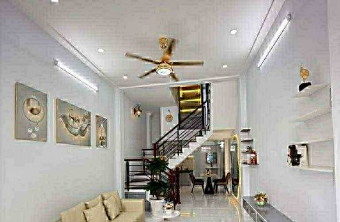 SIÊU PHẨM TÂN BÌNH 2 MẶT TIỀN - HXH - 3 TẦNG - 42M2 - 4PN - VỊ TRÍ CỰC ĐẸP - CHỈ 4.9 TỶ Nguyễn Phúc Chu, Phường 15, Quận Tân Bình  Mô tả: +