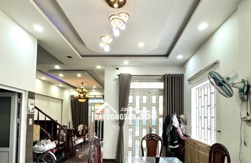 BIỆT THỰ 3 TẦNG - MẶT TIỀN THẠNH LỘC 27 - LÔ GỐC SIÊU THOÁNG