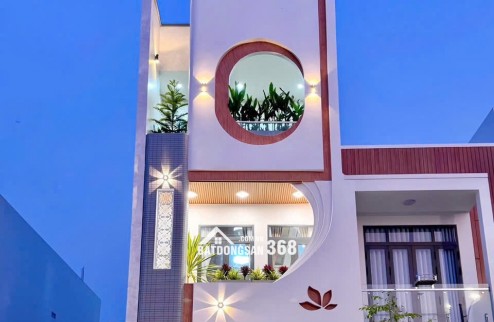 SỐC! CHỈ CÒN 1 CĂN NHÀ PHỐ 3 TẦNG KỀ SÁT ĐH VIỆT ĐỨC – KINH DOANH HOẶC Ở ĐỀU PHÙ HỢP