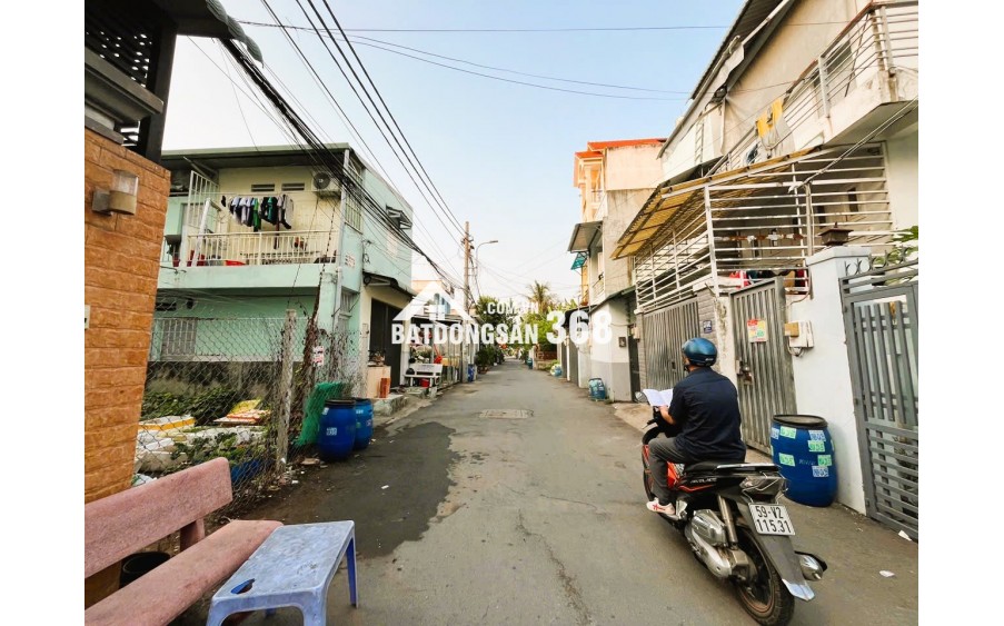 ĐẤT ĐẸP NGANG 5M, THỔ CƯ 125M² VUÔNG VỨC, HẺM Ô TÔ TRÁNH, XÂY DỰNG NGAY, CHỈ 8.6 TỶ