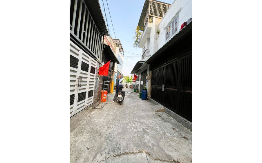 MUA 1 ĐƯỢC 3, NHÀ CÓ SẴN DÒNG TIỀN, NGANG 10M HIẾM, XE HƠI TỚI CỬA, CHỈ 7.4 TỶ